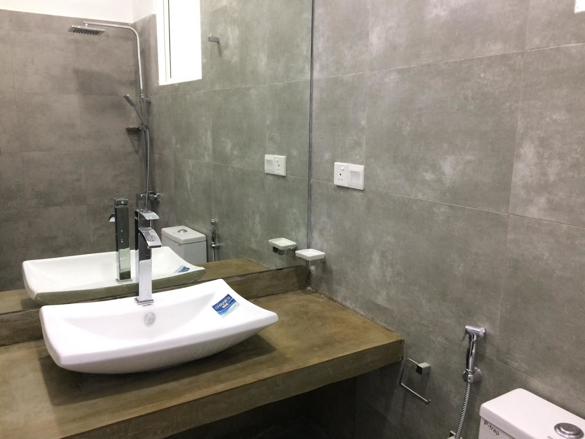 Yoho White Siri Hotel Панадура Екстериор снимка